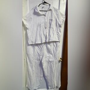 Old Navy White 2X Top with XXL Bottoms Set!